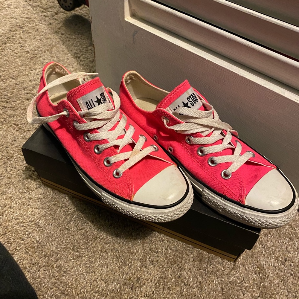 Neon Pink Converse Sz.5M/7W